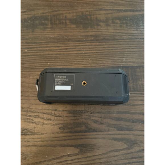 Altec Lansing HydraJolt IMW1200 Wireless Bluetooth Speaker - Picture 10 of 10